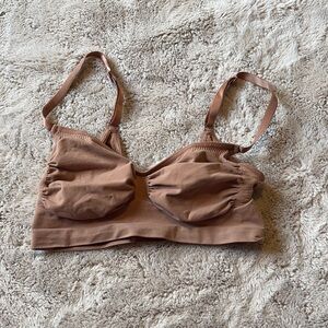 Skims tan bralette